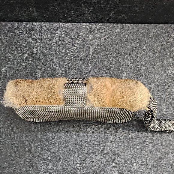Sondra Roberts Metal Mesh Wristlet With Genuine Rabbit Fur And Stones - Picture 5 of 10